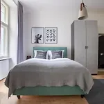 LHprimeflats - Apartment in Charlottenburg